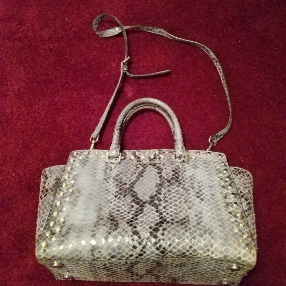 🥂🍾2X HOST PICK!! 🎊 Michael Kors Snakeskin Blue Bag - Picture 2 of 4